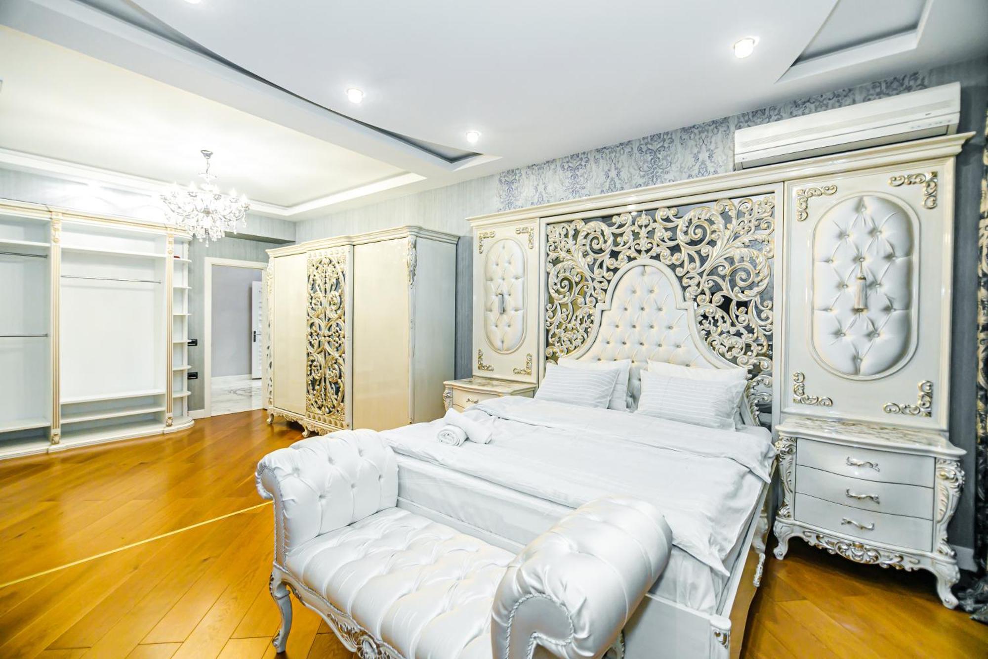 Apartment Luxury Sea View 33 *