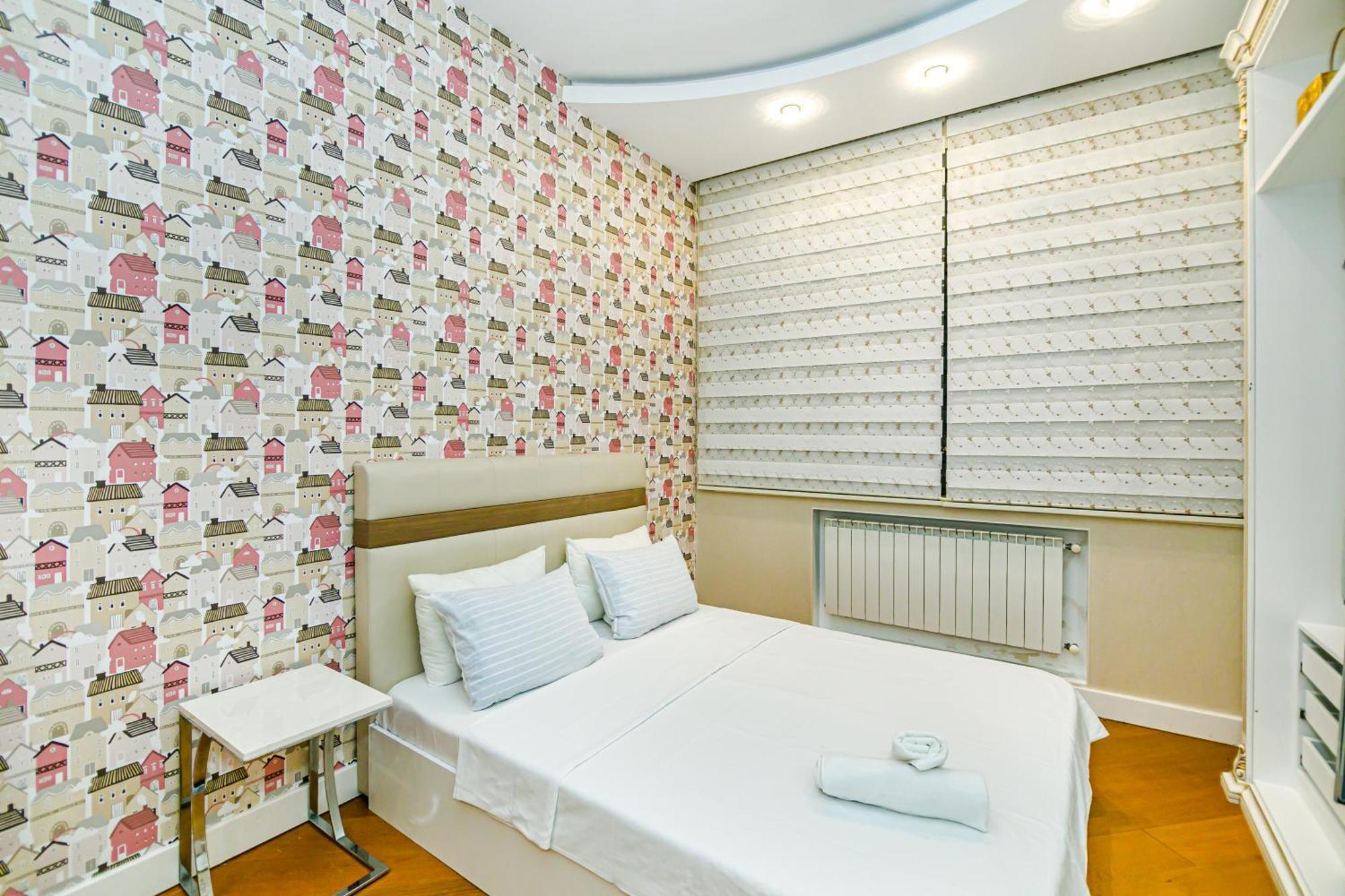 Luxury Sea View 33 Apartment Baku